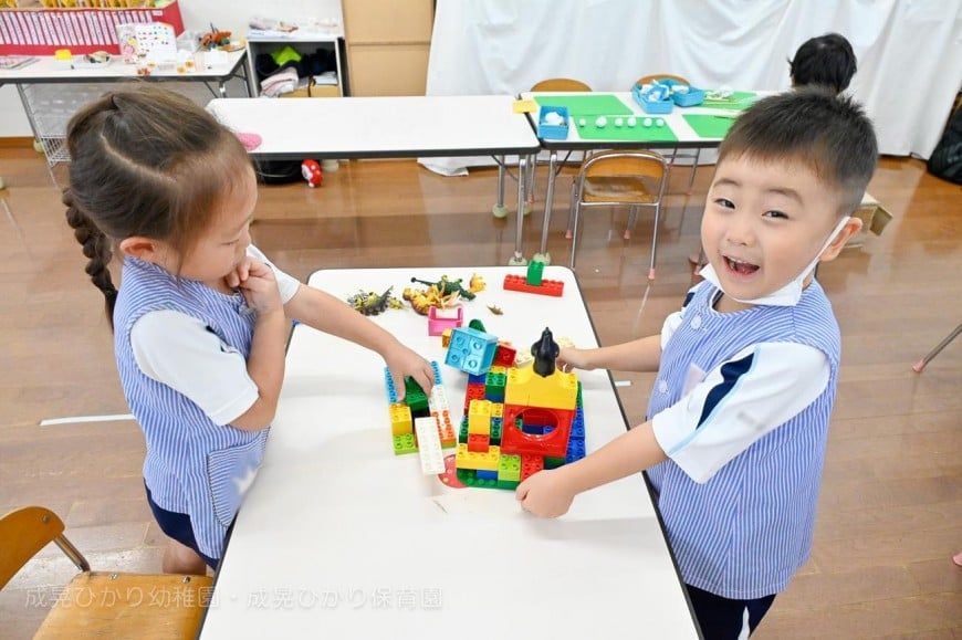 成晃ひかり保育園の職場の様子