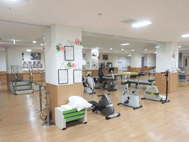 千葉徳洲会　介護老人保健施設シルバーケア松戸の写真